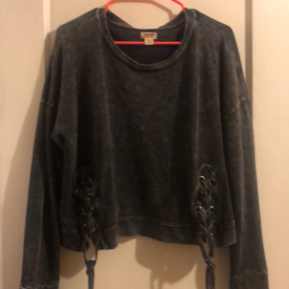 Crop sweater
